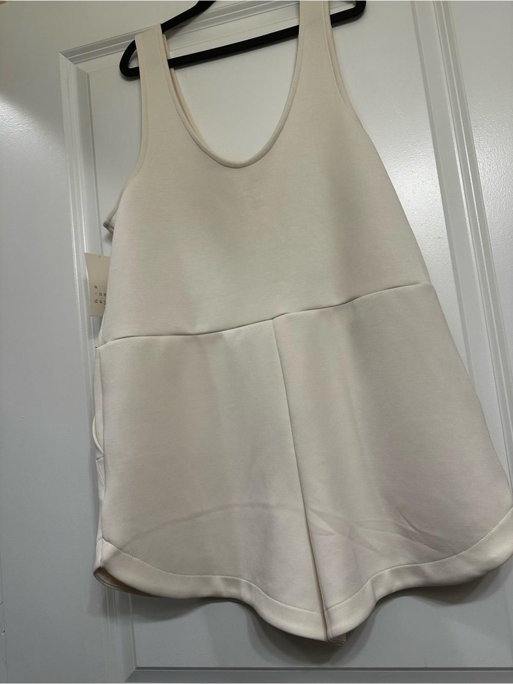 A New Day (Target) Cream Sleeveless Romper Size M - Picture 2 of 5